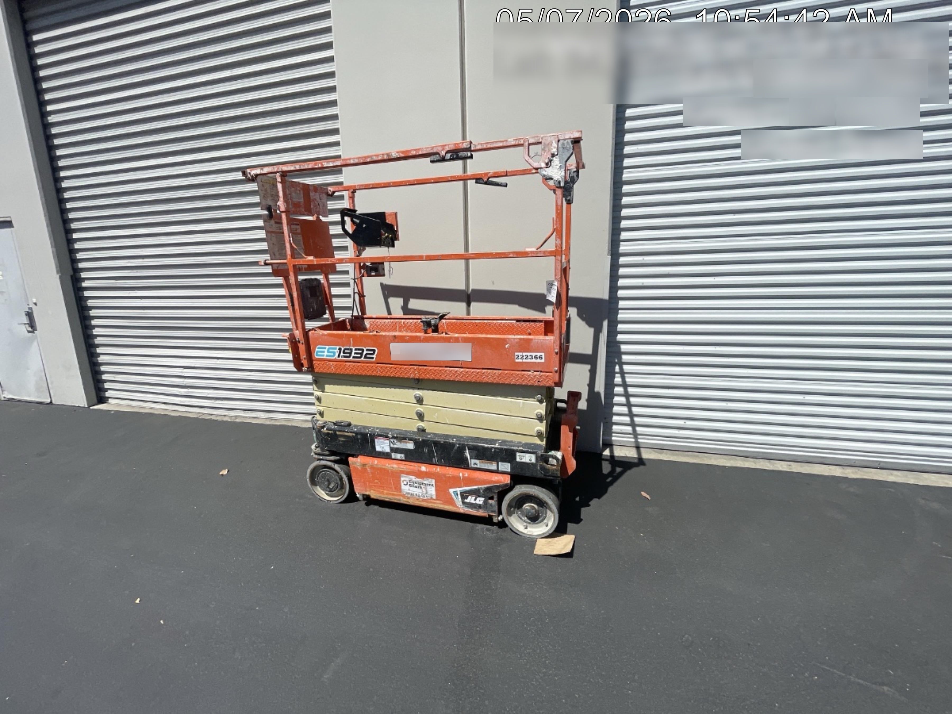 2022 JLG ES1932