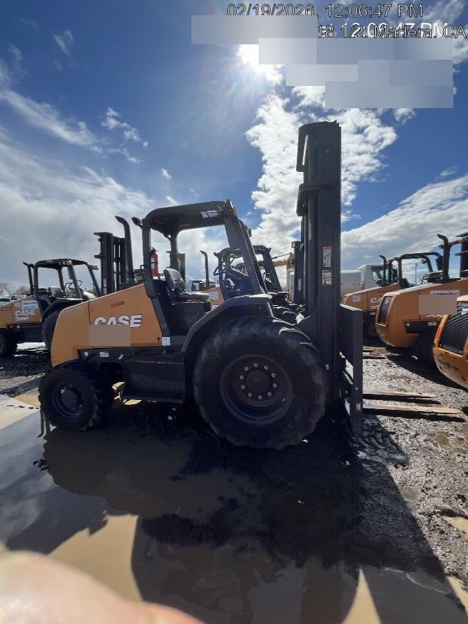 2023 CASE 588H