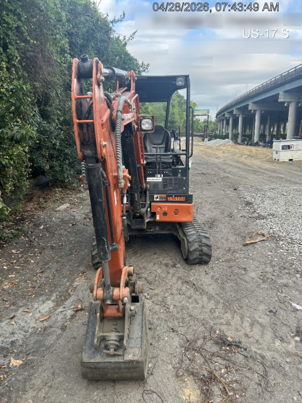 2022 HITACHI ZX26U-5N