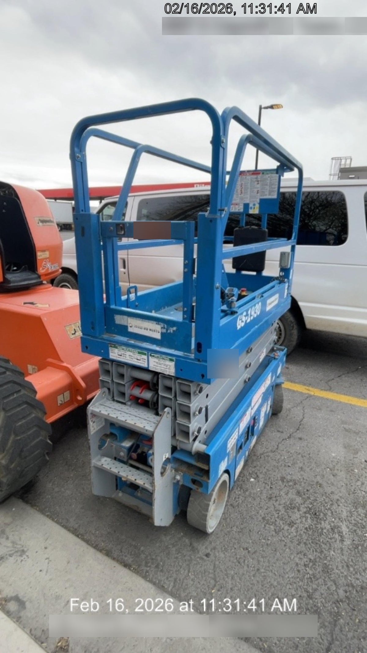 2019 Genie GS-1930 Half Height Swing Gate, 800W Inverter