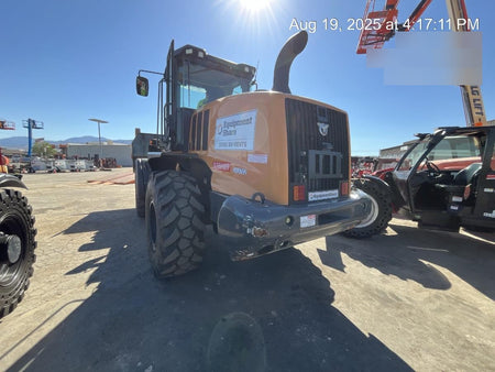 2022 CASE 721G