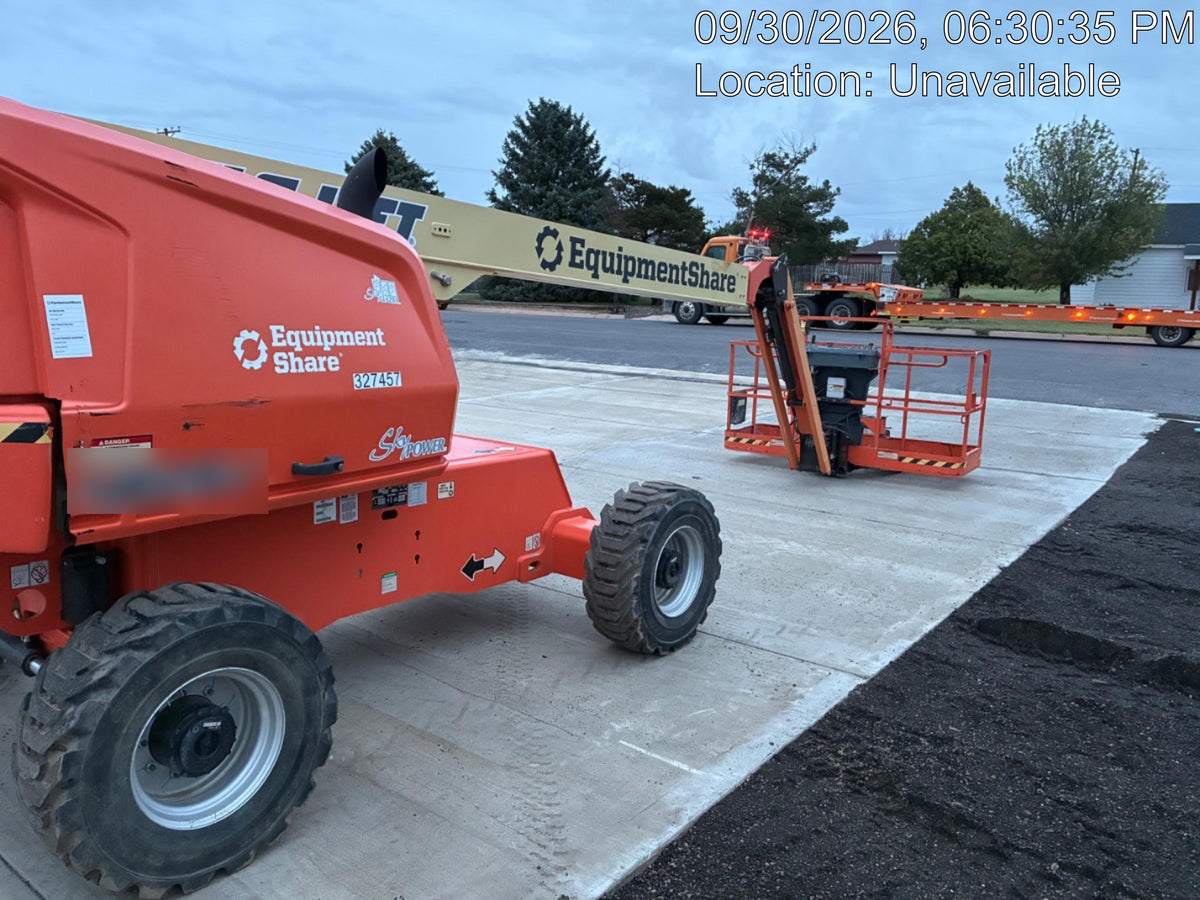 2023 JLG 460SJ