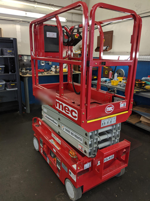 2020 MEC 1330SE Solid NM Tires, Steel Swing out Doors, LCS, Beacon, 900W Invertor