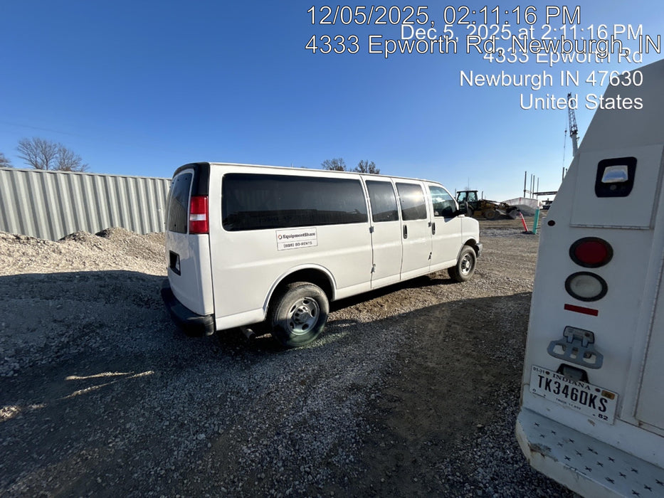2023 CHEVROLET Express Van - Rental