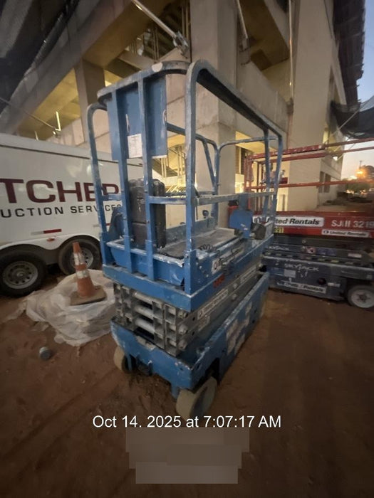 2016 Genie GS-1930 Genie GS1930 Scissor Lift