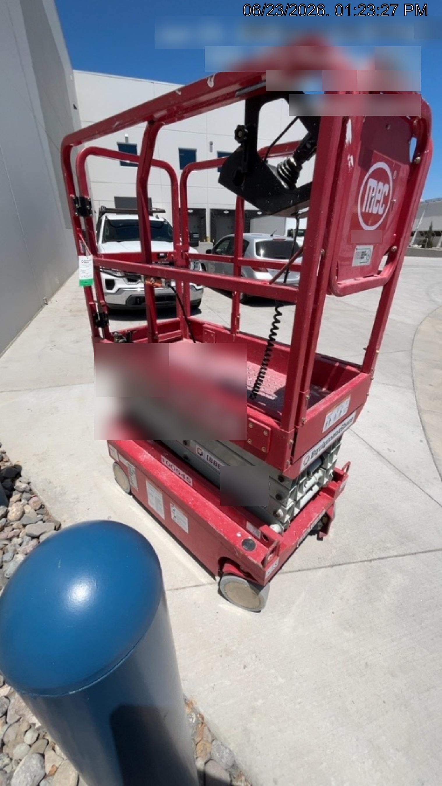 2020 MEC 1330SE Solid NM Tires, Steel Swing out Doors, LCS, Beacon, 900W Invertor