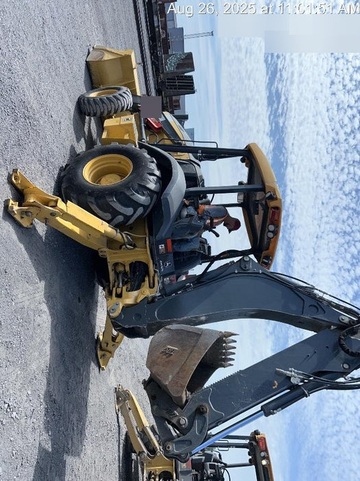 2020 JOHN DEERE 410L - Extendable Stick