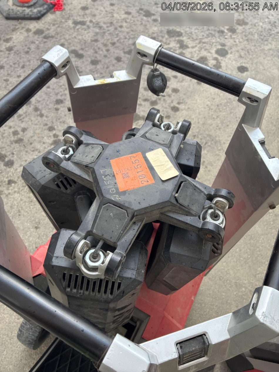 2021 MILWAUKEE MXF041-1XC
