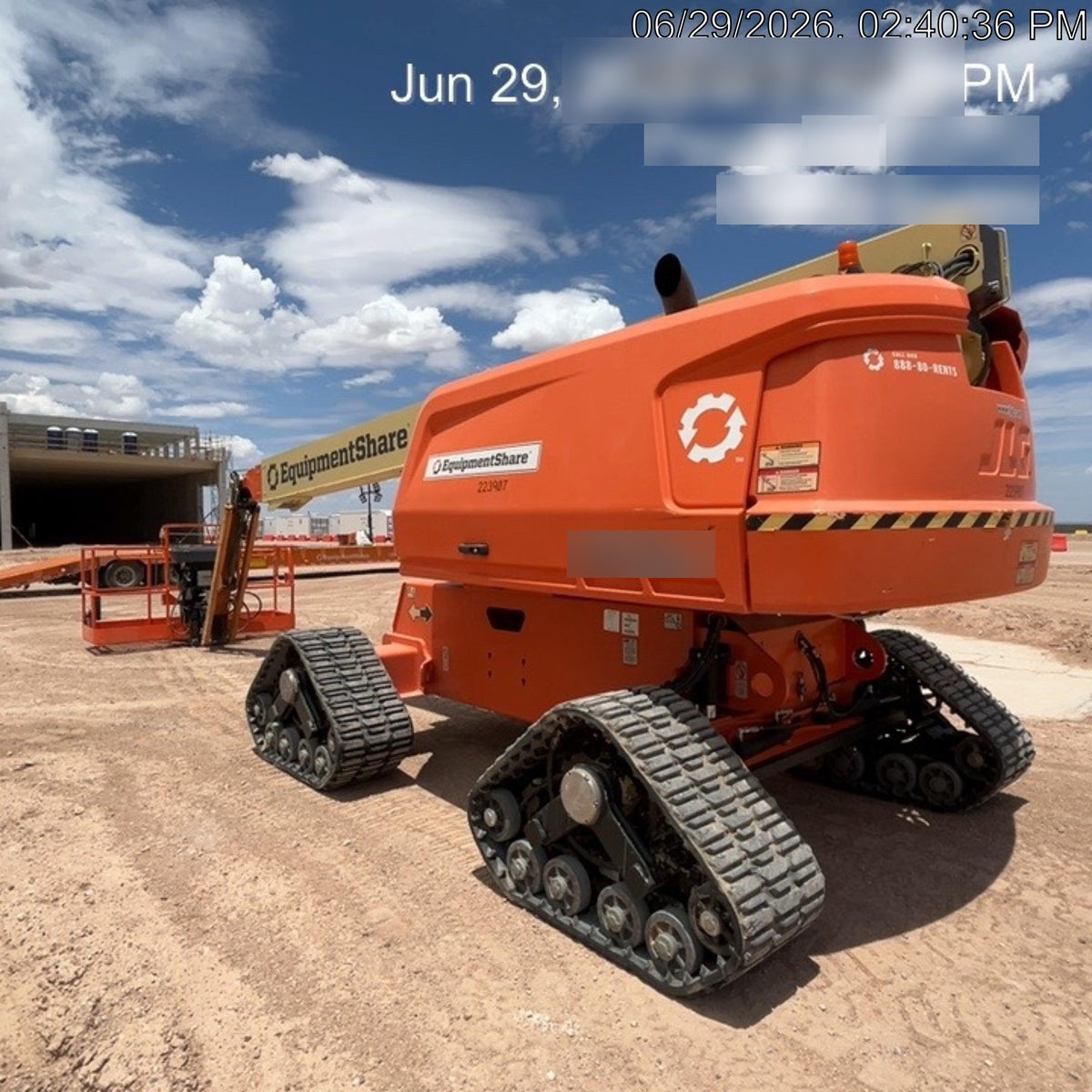 2022 JLG 660SJ Quad Track