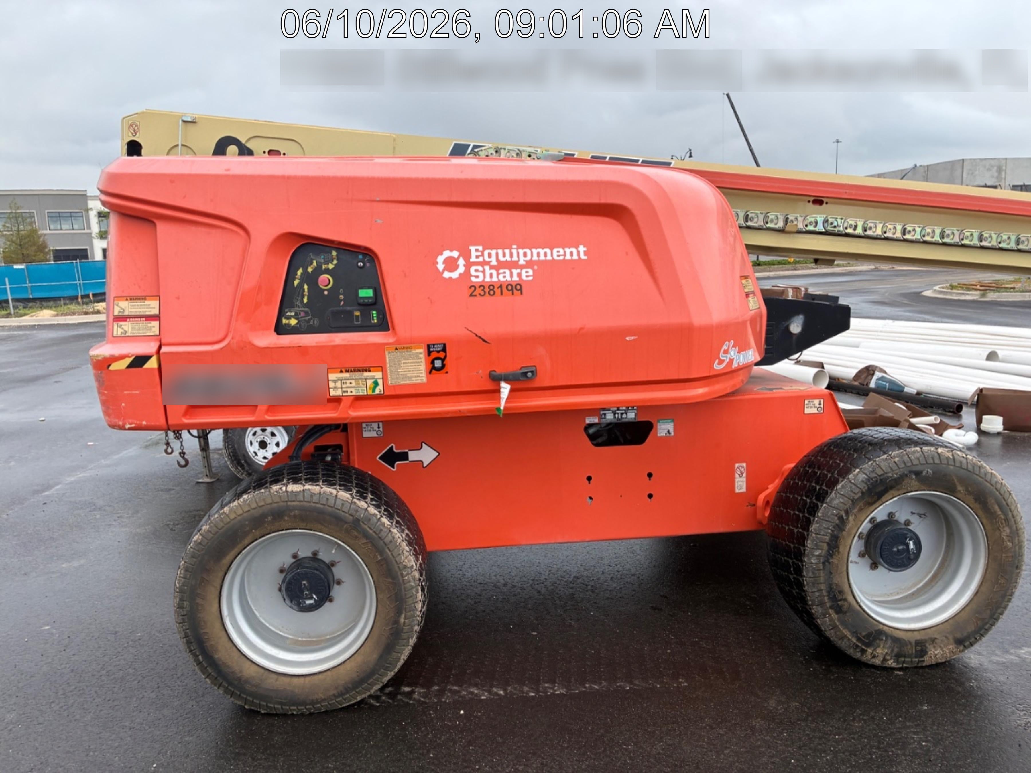 2022 JLG 660SJ