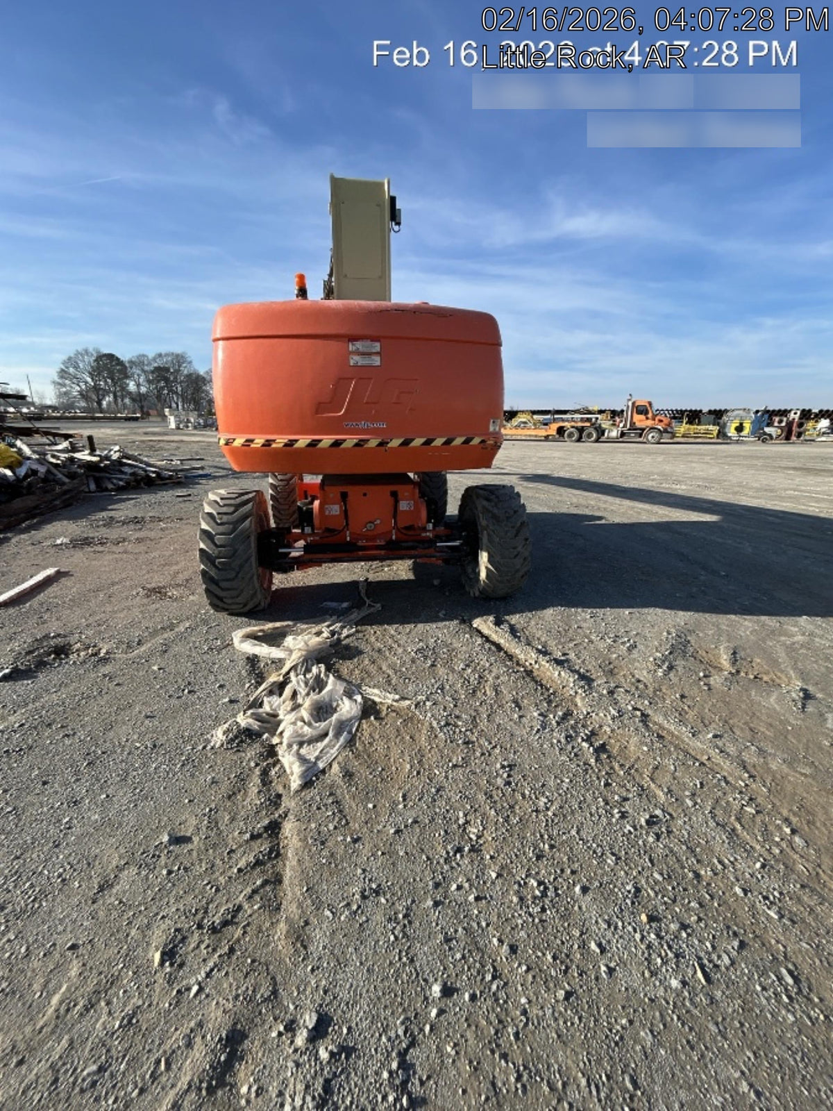 2023 JLG 860SJ