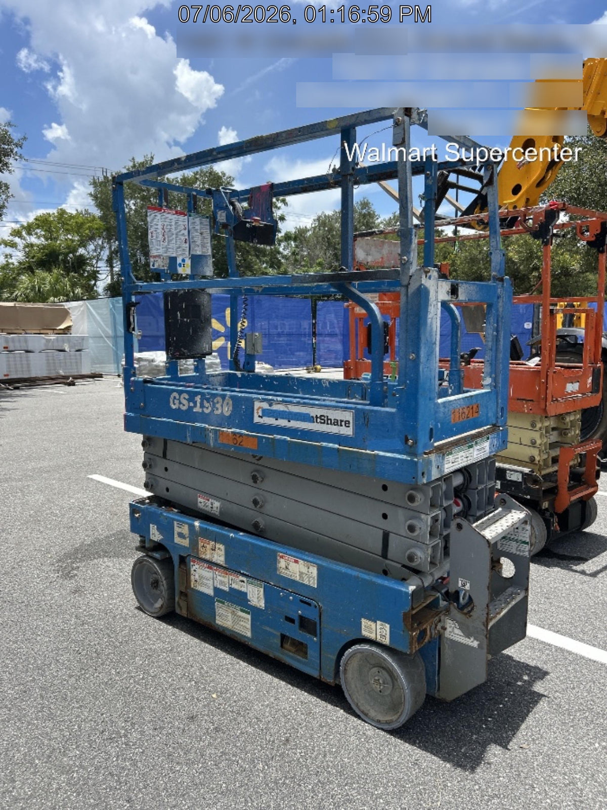 2020 Genie GS-1930 Solid Non Marking Tires, Beacon, Folding rails with half height swing gate