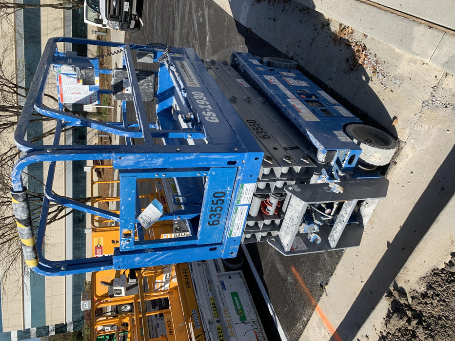 2020 Genie GS-1930 Solid Non Marking Tires, Beacon, Folding rails with half height swing gate