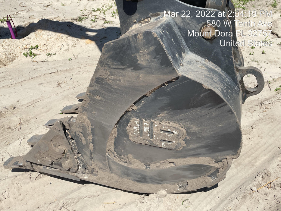 2018 WERK-BRAU 42" HD Bucket - Werk-Brau