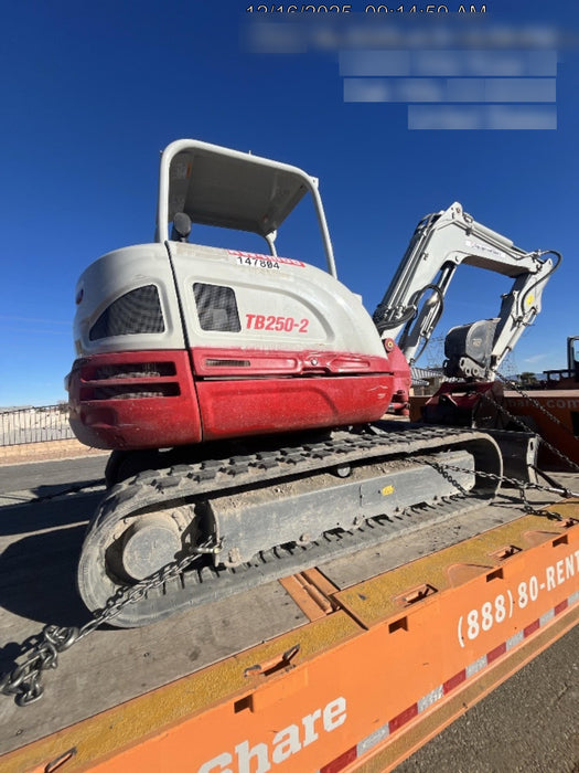 2021 TAKEUCHI TB250-2