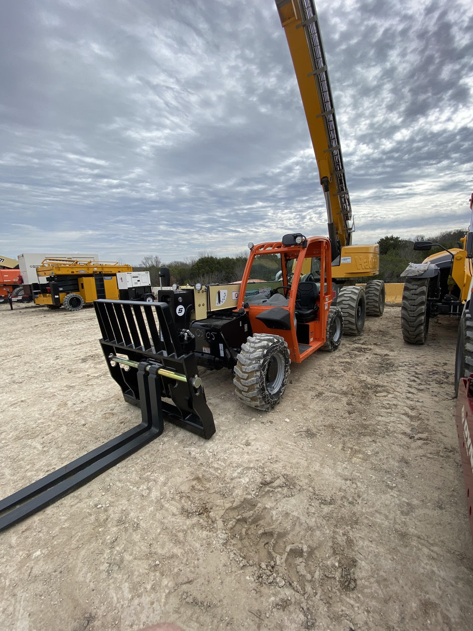 2023 JLG G5-18A