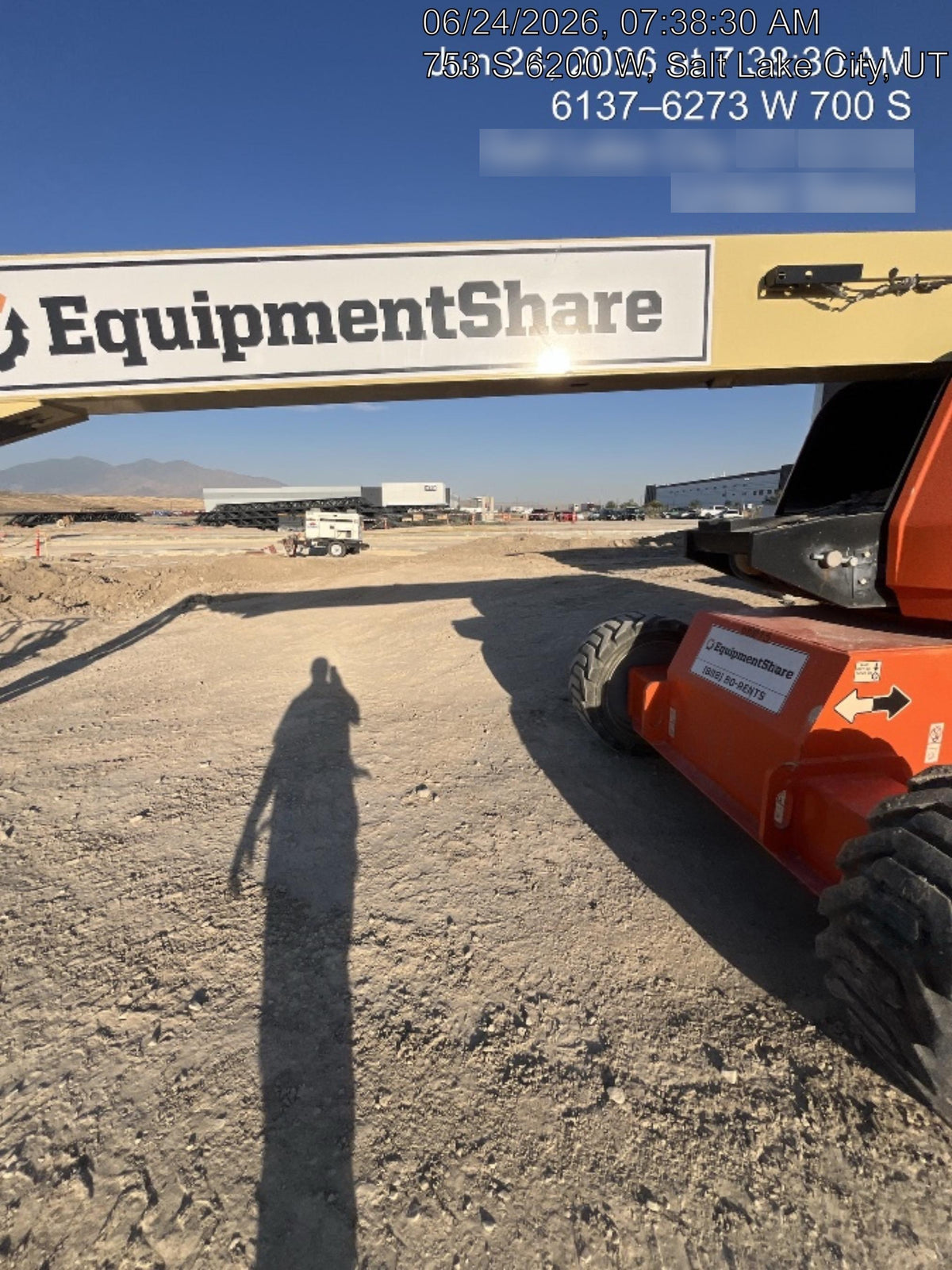 2020 JLG 660SJ