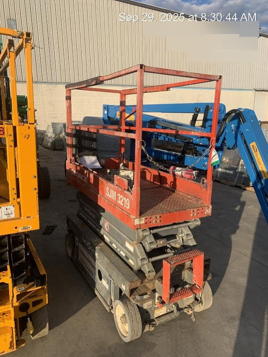 2017 Skyjack SJIII-3219 Skyjack SJIII-3219 Scissor Lift