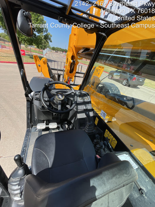 2022 JCB 510-56