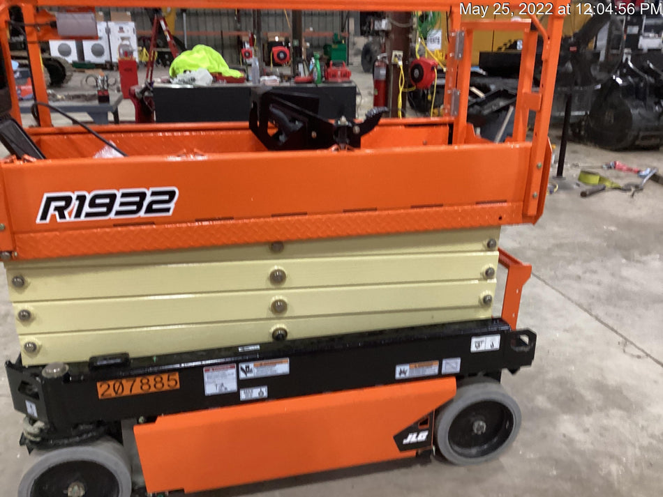 2022 JLG R1932