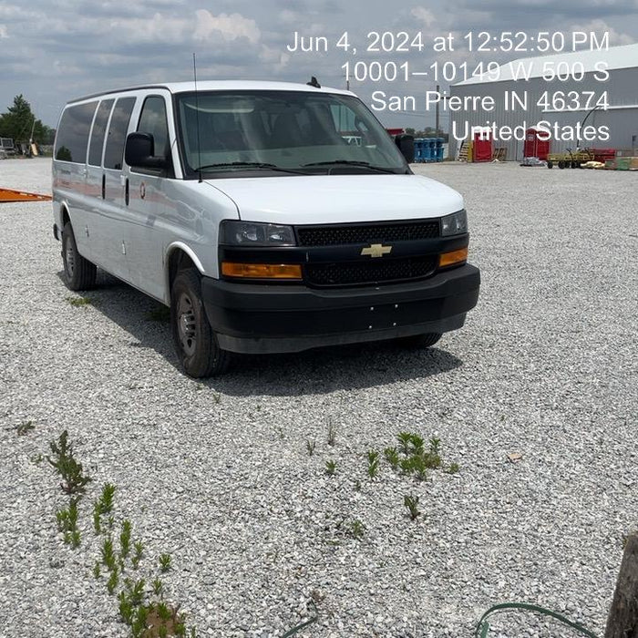 2023 CHEVROLET Express Van - Rental