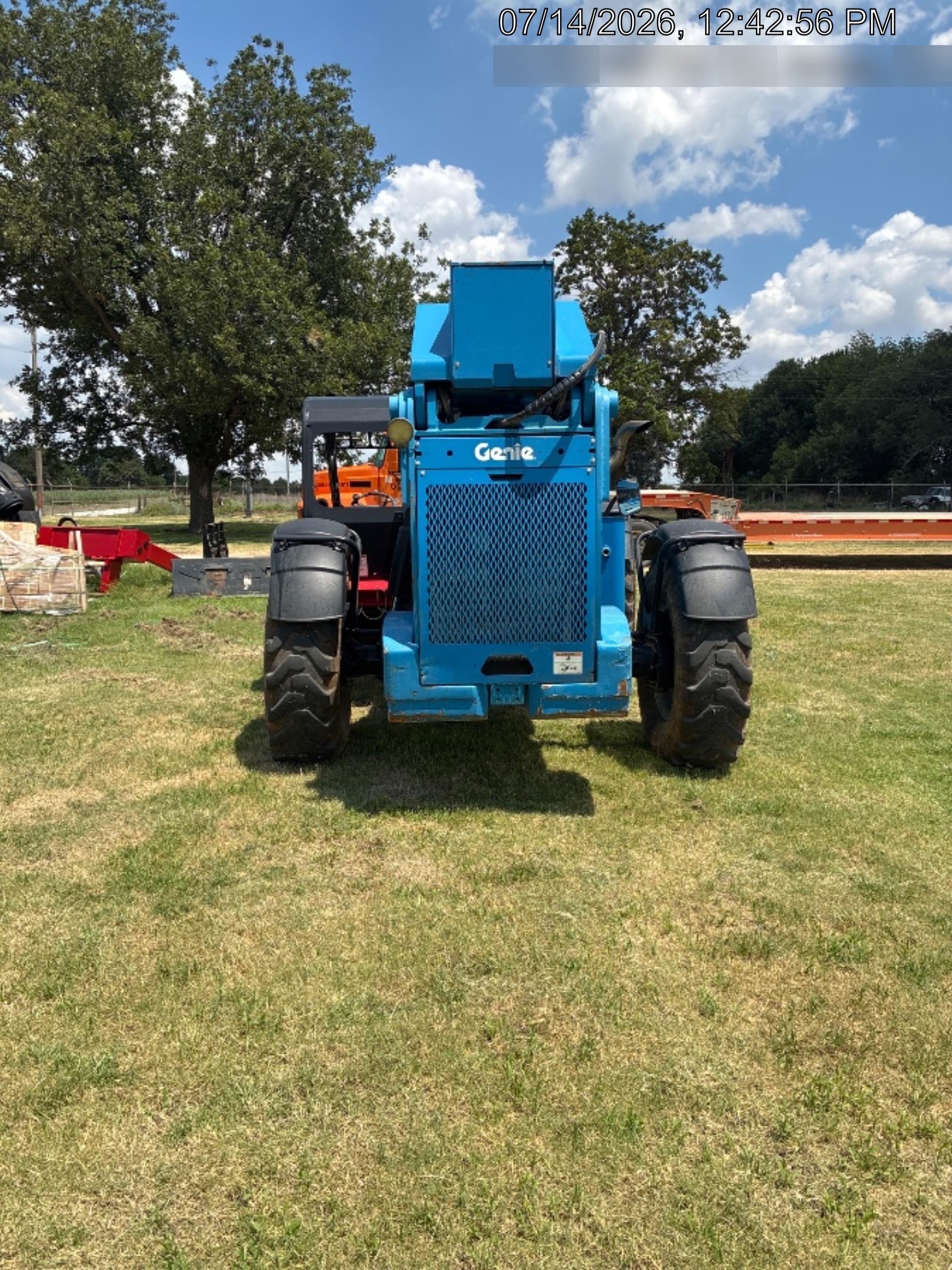 2018 GENIE GTH-1056