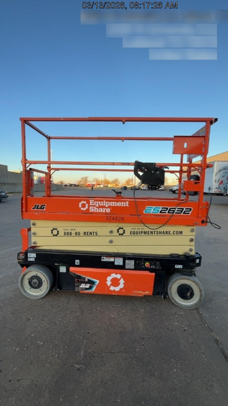 2023 JLG ES2632