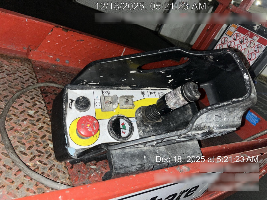 2020 Skyjack SJIII-3219 Solid NM Tires, Half height spring hinged entry gate, Dual Beacons, 800W Inverter