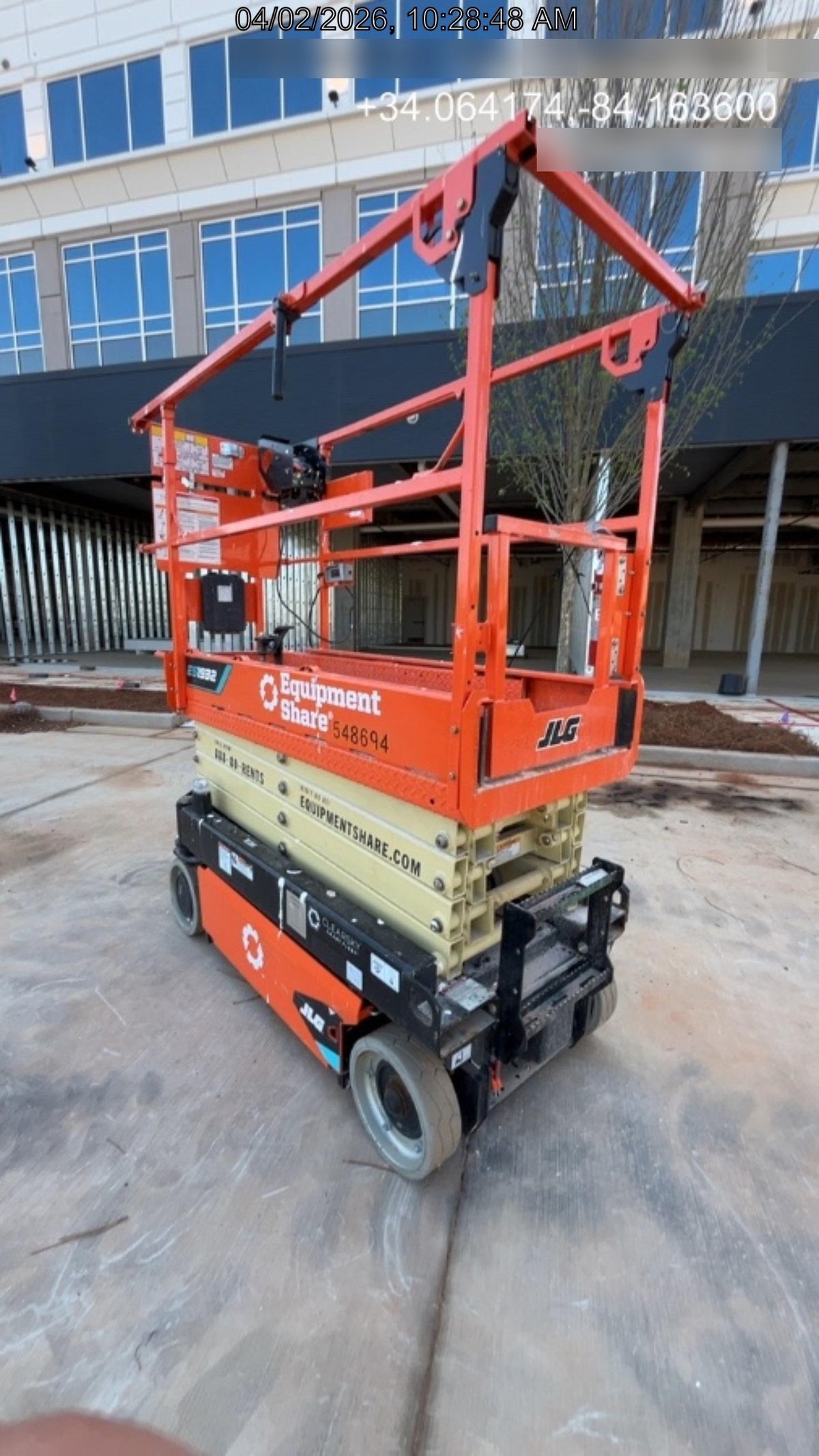 2025 JLG ES1932