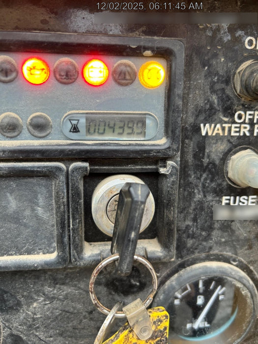 2022 VAC-TRON LP573XDT