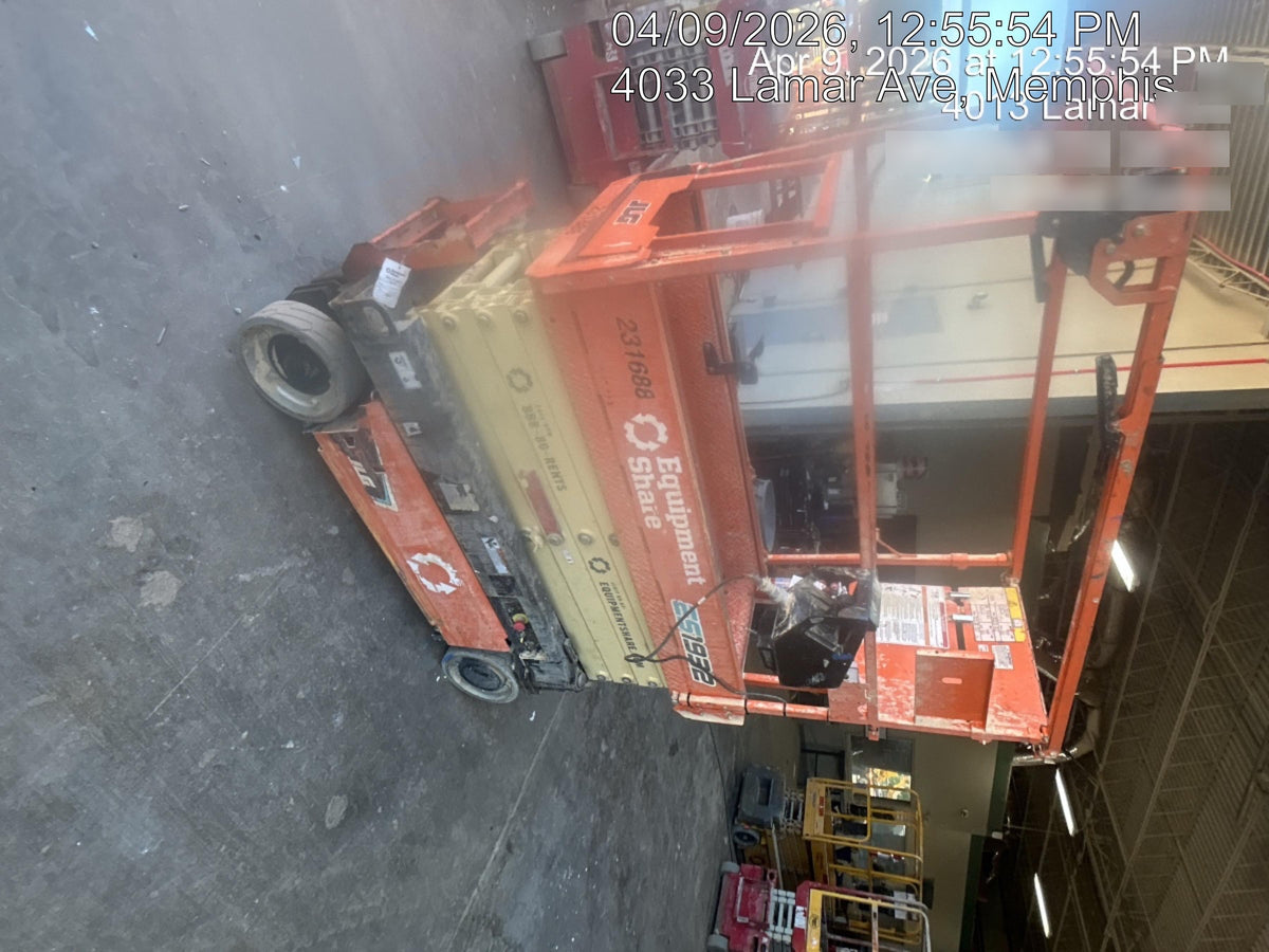 2022 JLG ES1932
