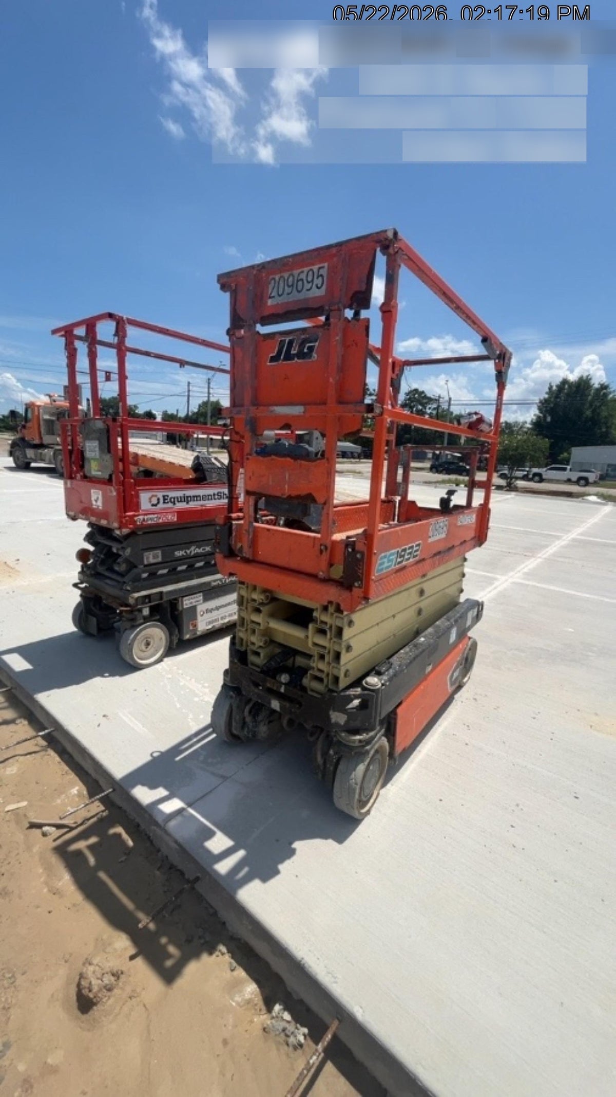 2022 JLG ES1932