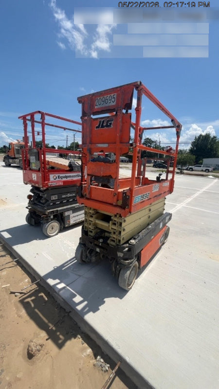 2022 JLG ES1932