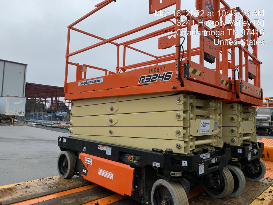 2021 JLG R3246