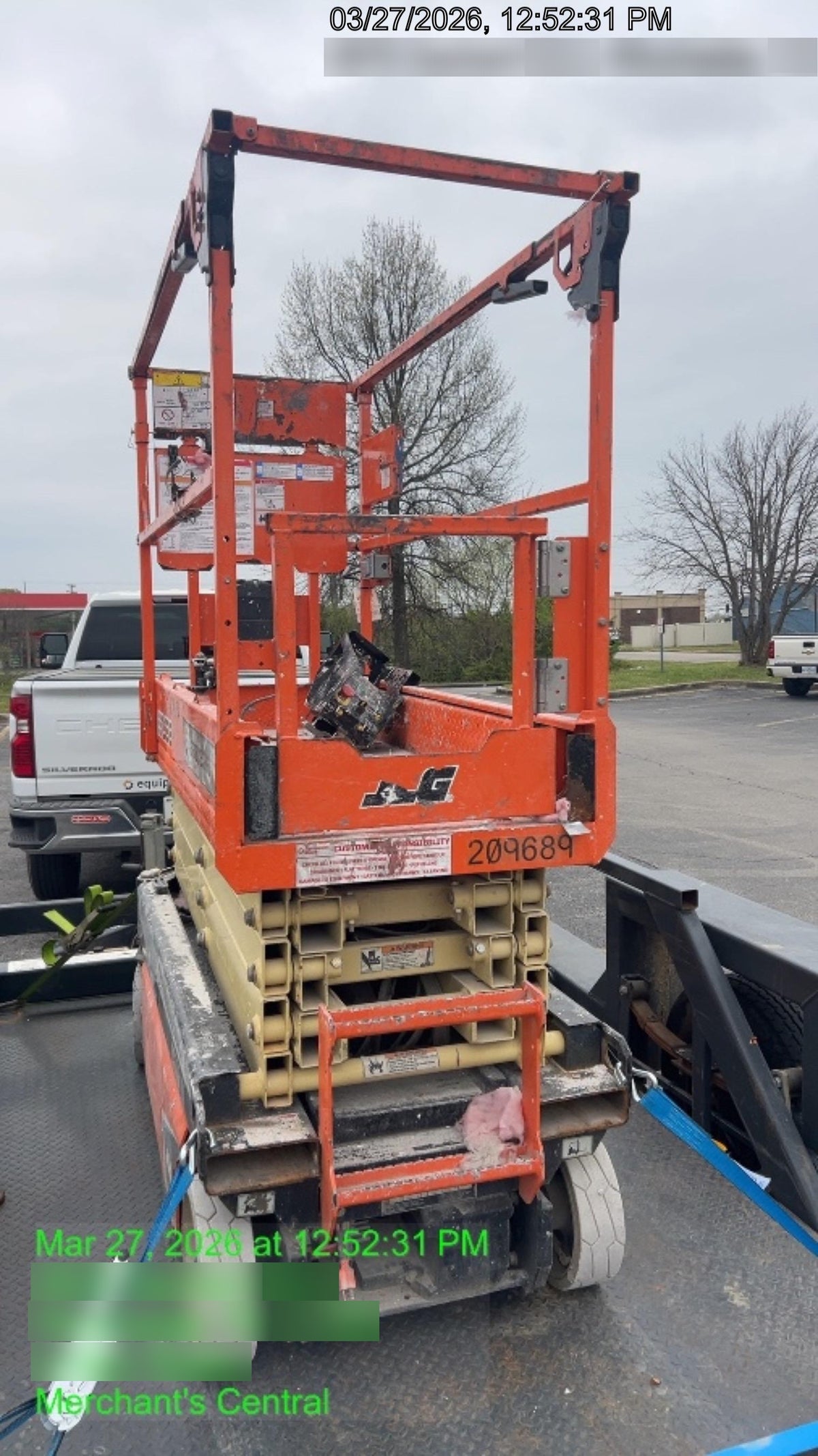 2022 JLG ES1932