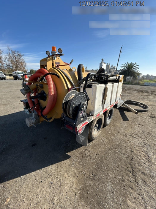 2023 Vac-Tron LP573XDT T4 Koehler Diesel Engine, 500 Gallon Debris Tank, x2 100 Gallon Water Tanks