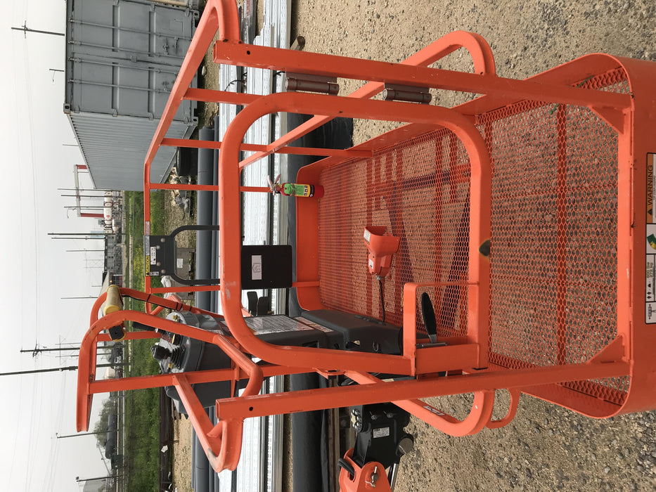 2019 JLG 400S