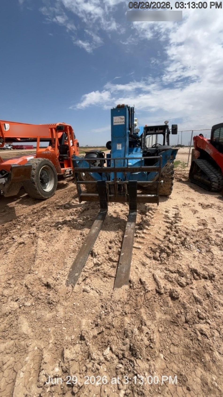 2017 GENIE GTH-1056