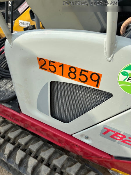2022 TAKEUCHI TB20e