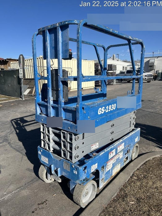 2019 Genie GS-1930 Fixed rails with chain Entry