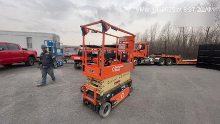 2022 JLG ES1932