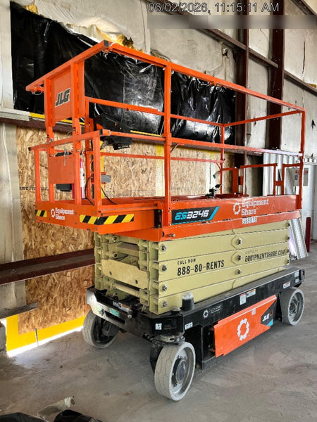 2025 JLG ES3246