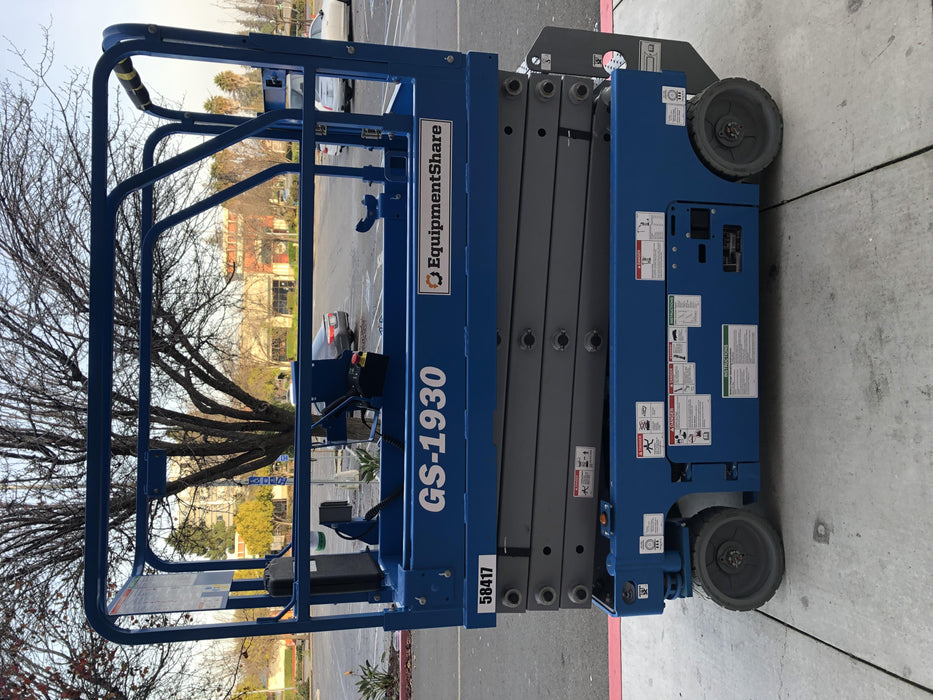 2019 Genie GS-1930 Half Height Swing Gate, 800W Inverter