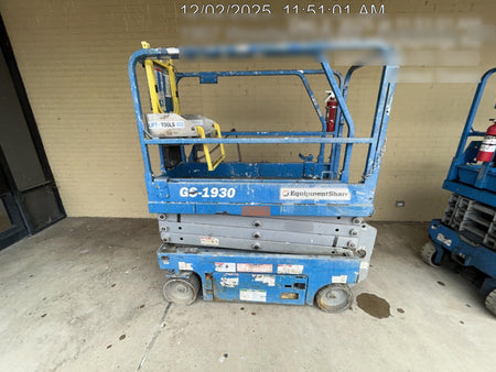 2019 Genie GS-1930 Fixed rails with chain Entry