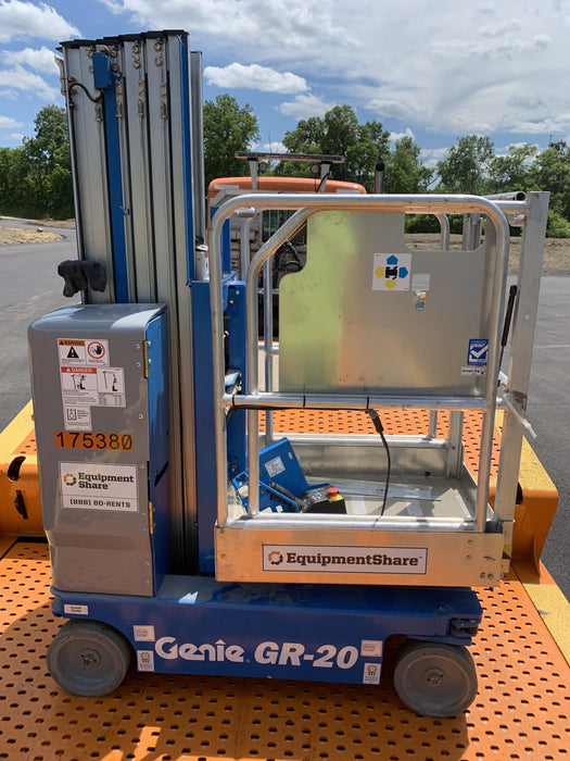 2021 GENIE GR-20