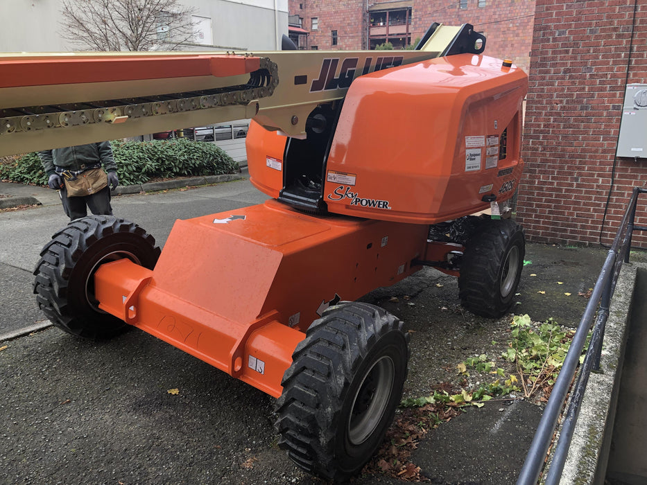 2019 JLG 460SJ