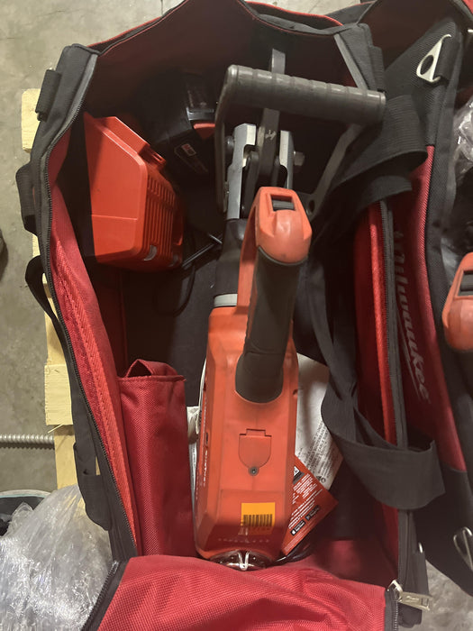 2022 MILWAUKEE 2776-21