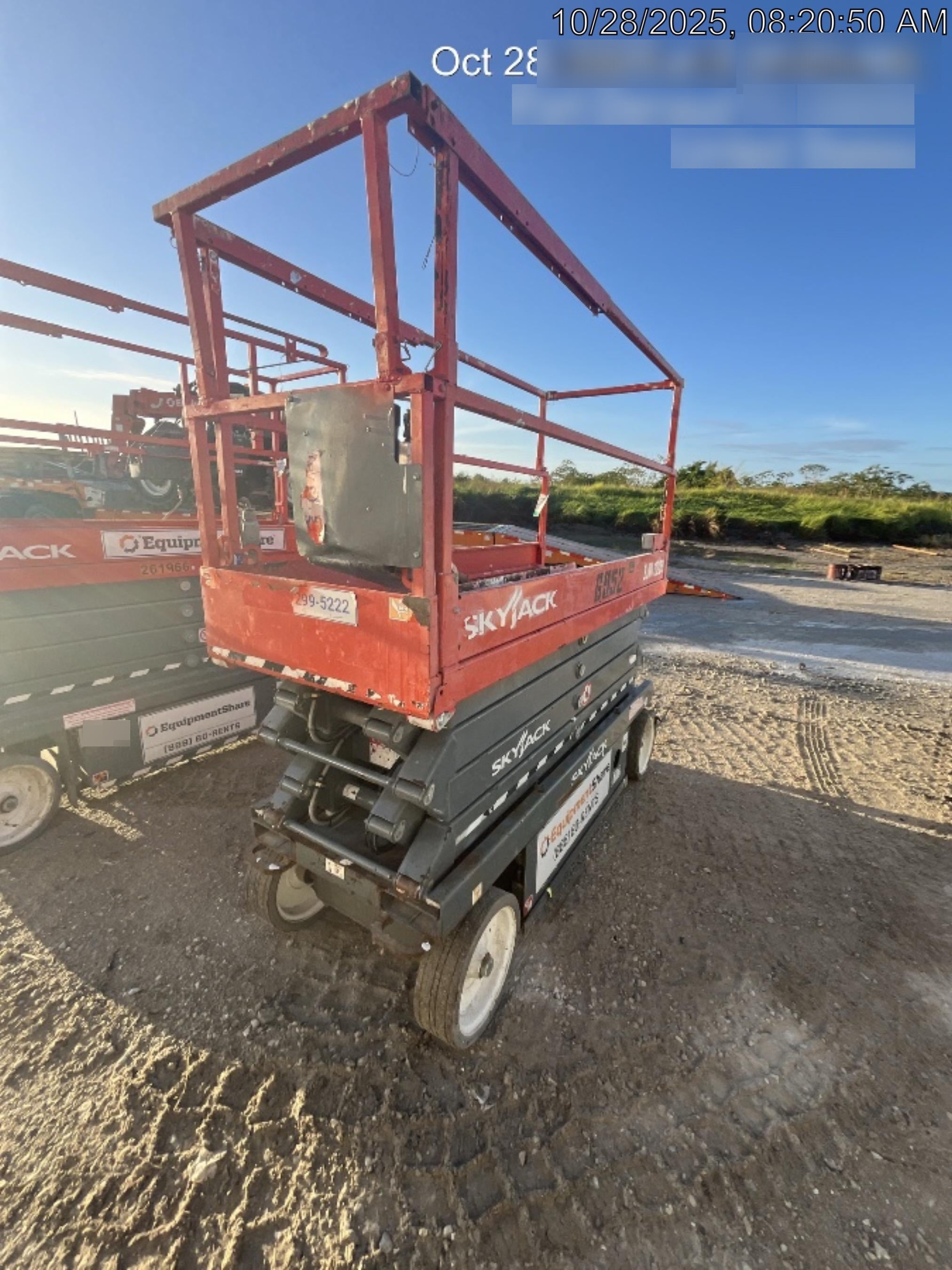 2018 Skyjack SJIII-3226 Skyjack SJIII3226 Scissor Lift w/Trojan Batteries