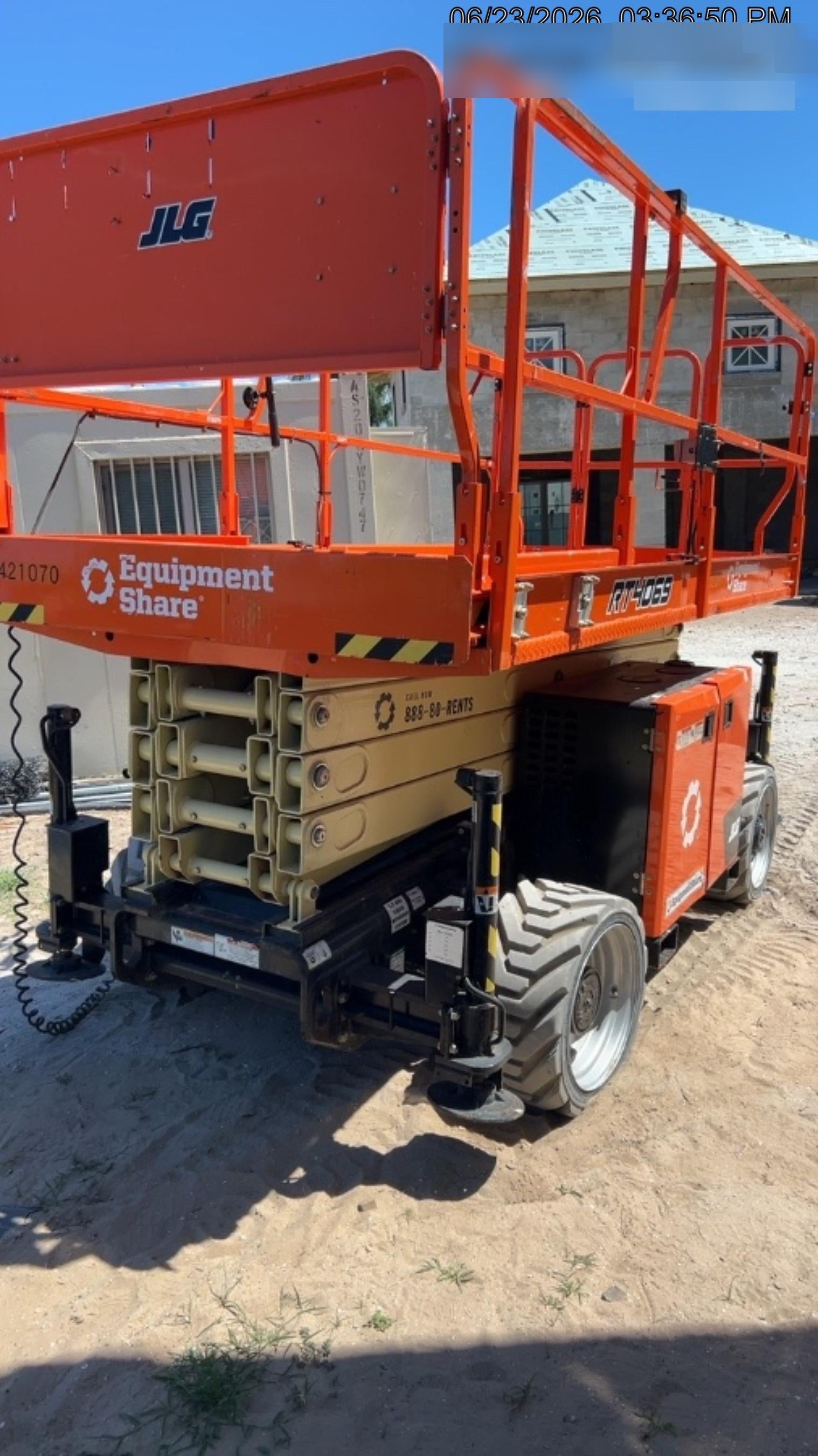 2024 JLG RT4069