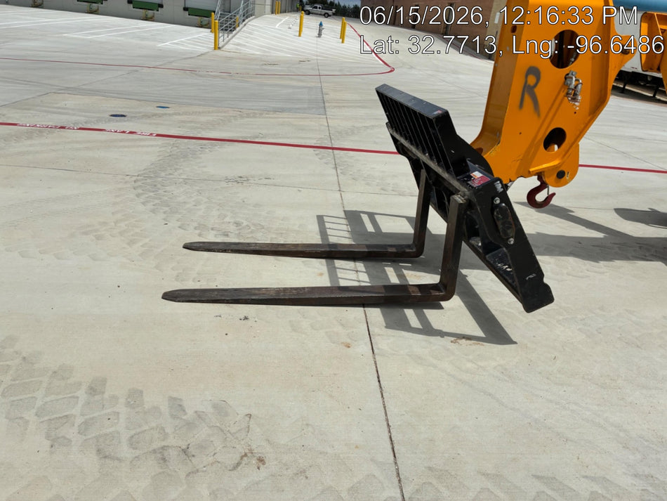2023 JCB 510-56